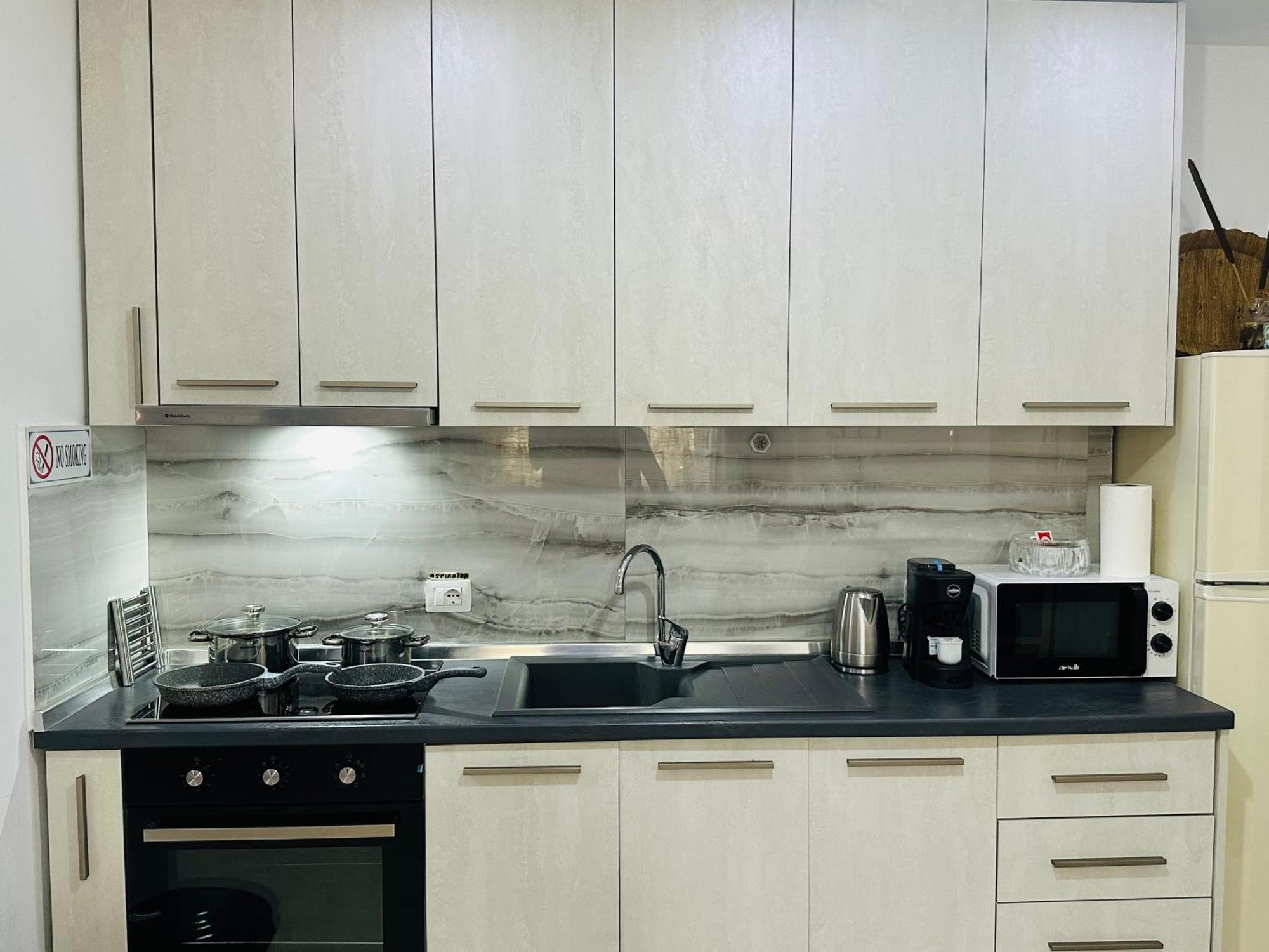 Grace'S Centre Apartment Shkoder Ngoại thất bức ảnh