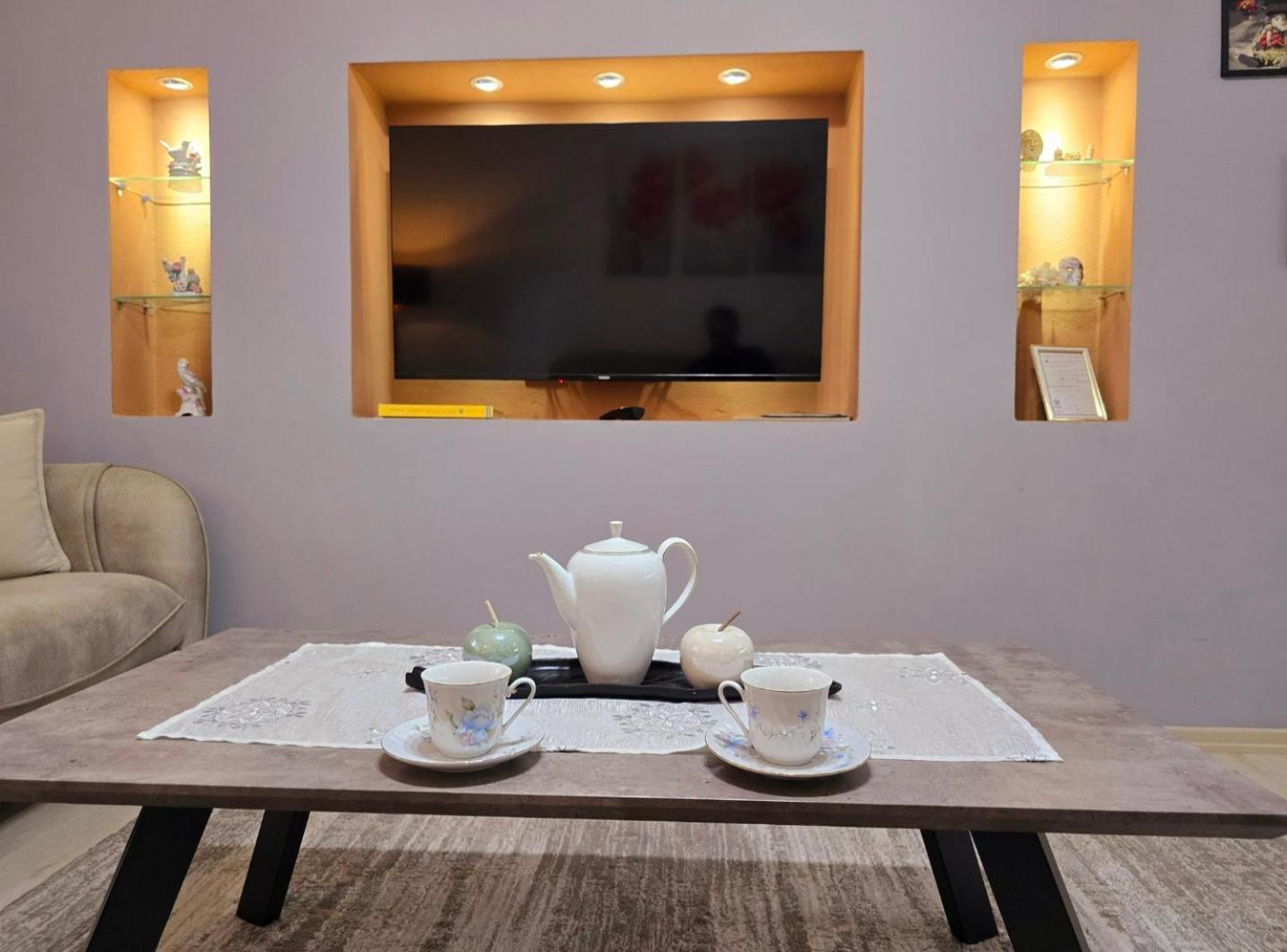 Grace'S Centre Apartment Shkoder Ngoại thất bức ảnh